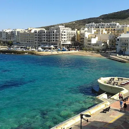公寓 Attard Seafront 6 In Marsalforn *