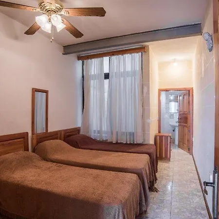 Attard Seafront 6 In Marsalforn Apartman *