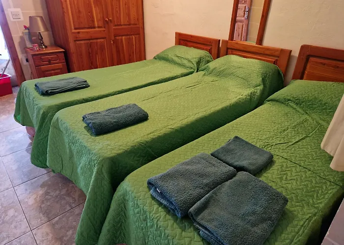 Apartment Attard Seafront 6 In Marsalforn Zebbug (Gozo)